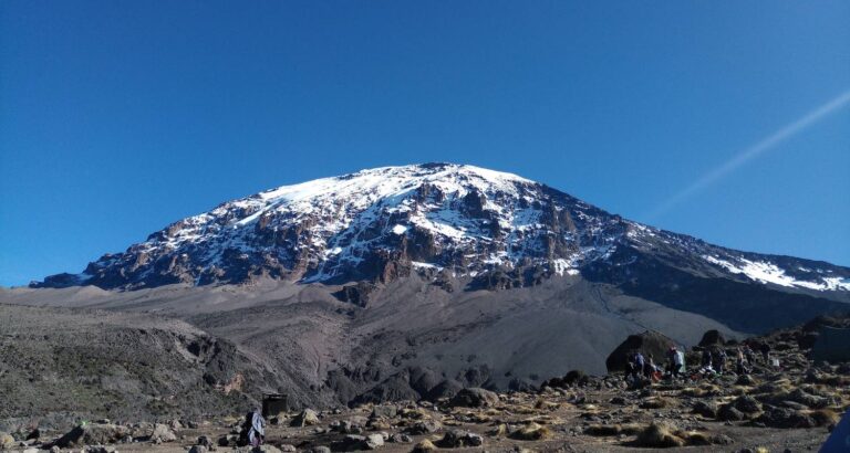 6-Day Kilimanjaro Trekking Via Machame Route + 2 Nights Hotel Stay